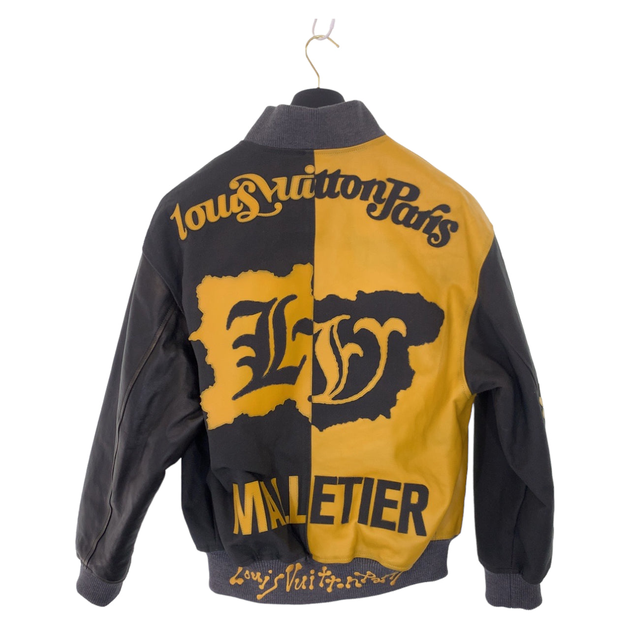 10082
LOUIS VUITTON ルイヴィトン ミックスキャンバスレザーボンバー バイカラージップアップジャケット サイズ48 イエロー グレー レザー / キャンバス RM231 XS0 HOL76E スタジャン レザージャケット ライダースジャケット メンズ A500