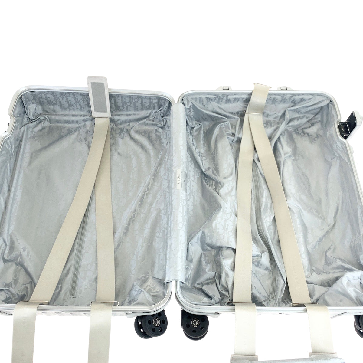 12679
Dior ディオール DIOR×RIMOWA コラボ オブリーク キャビン トロッター 男女兼用 シルバー 銀 アルミ 1DRTR002YWZ キャリーバッグ スーツケース キャリーケース  メンズ ABP300