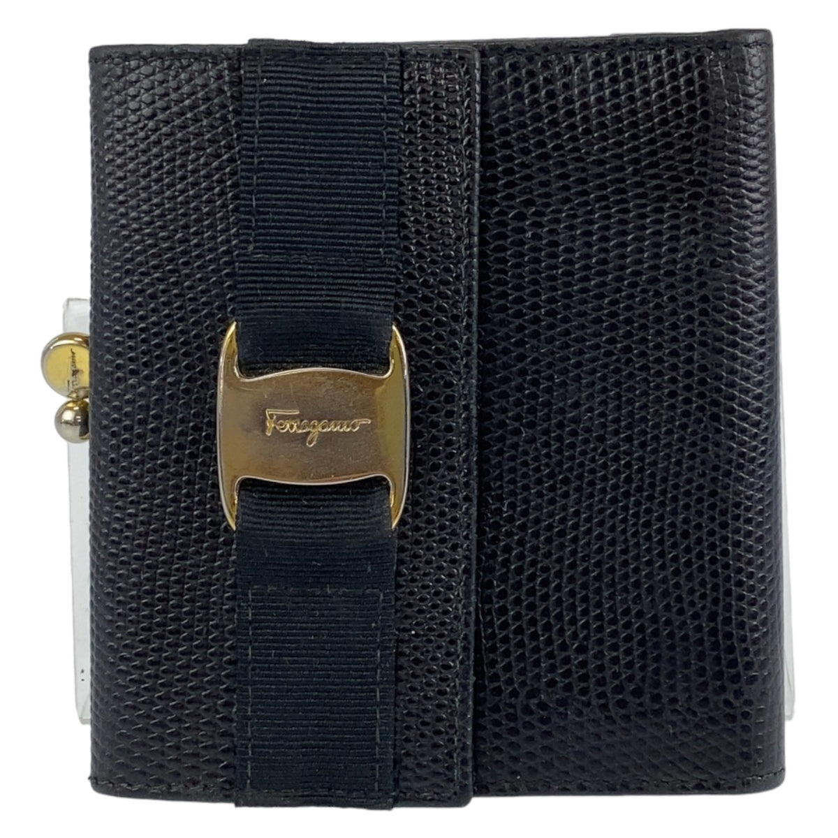 C-194
Salvatore Ferragamo サルヴァトーレフェラガモ ブラック 黒 ゴールド レザー コンパクトウォレット 三つ折り財布  レディース