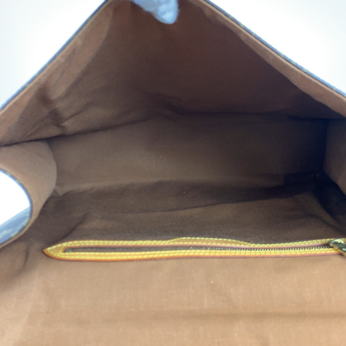 10188
LOUIS VUITTON ルイヴィトン モノグラム ビバリーMM ブラウン PVC M51120 ビジネスバッグ 2way 斜め掛け ショルダーバッグ 男女兼用  メンズ ABP65