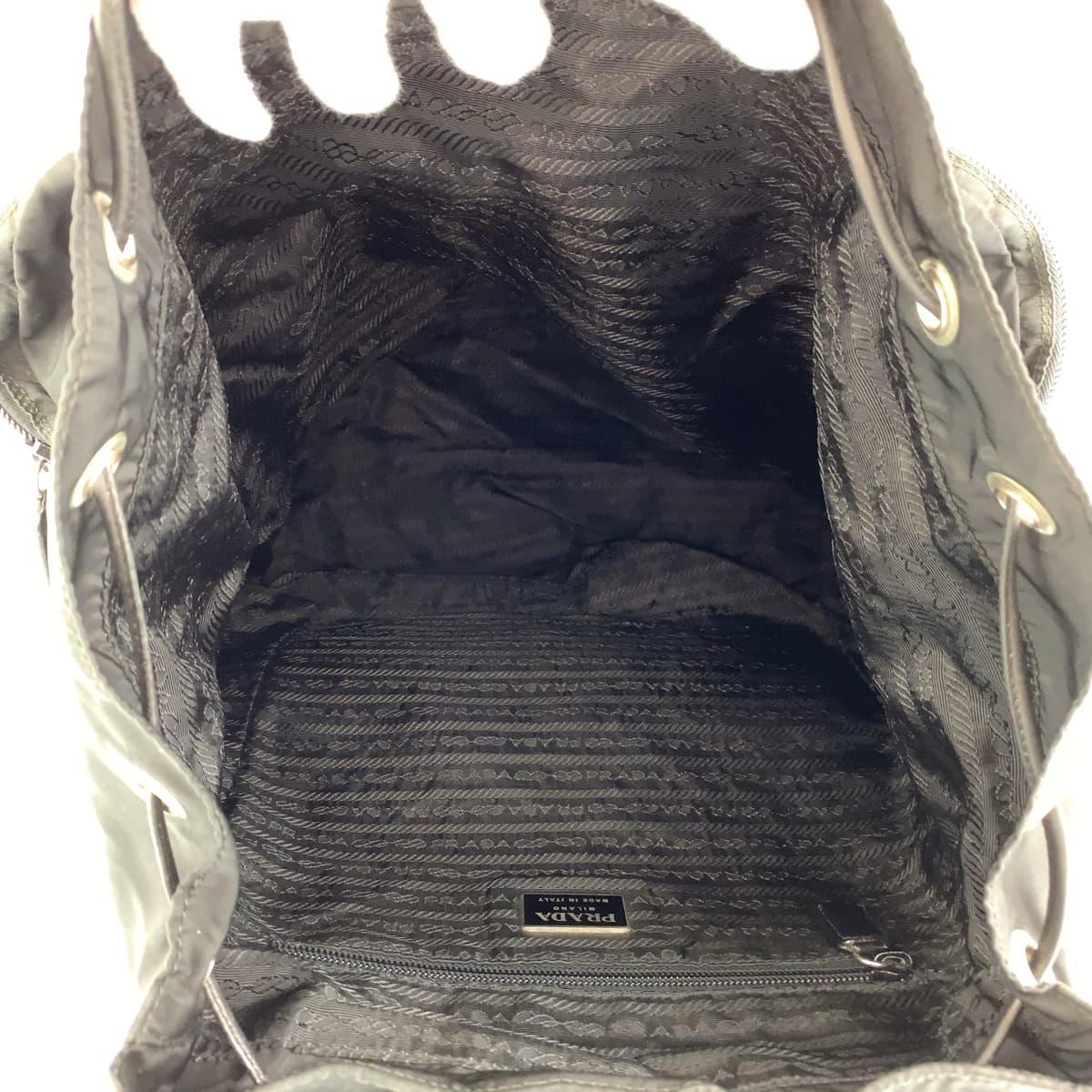 H-00282
PRADA プラダ テスート ブラック 黒 シルバー金具 ナイロン リュックサック バッグパック  レディース