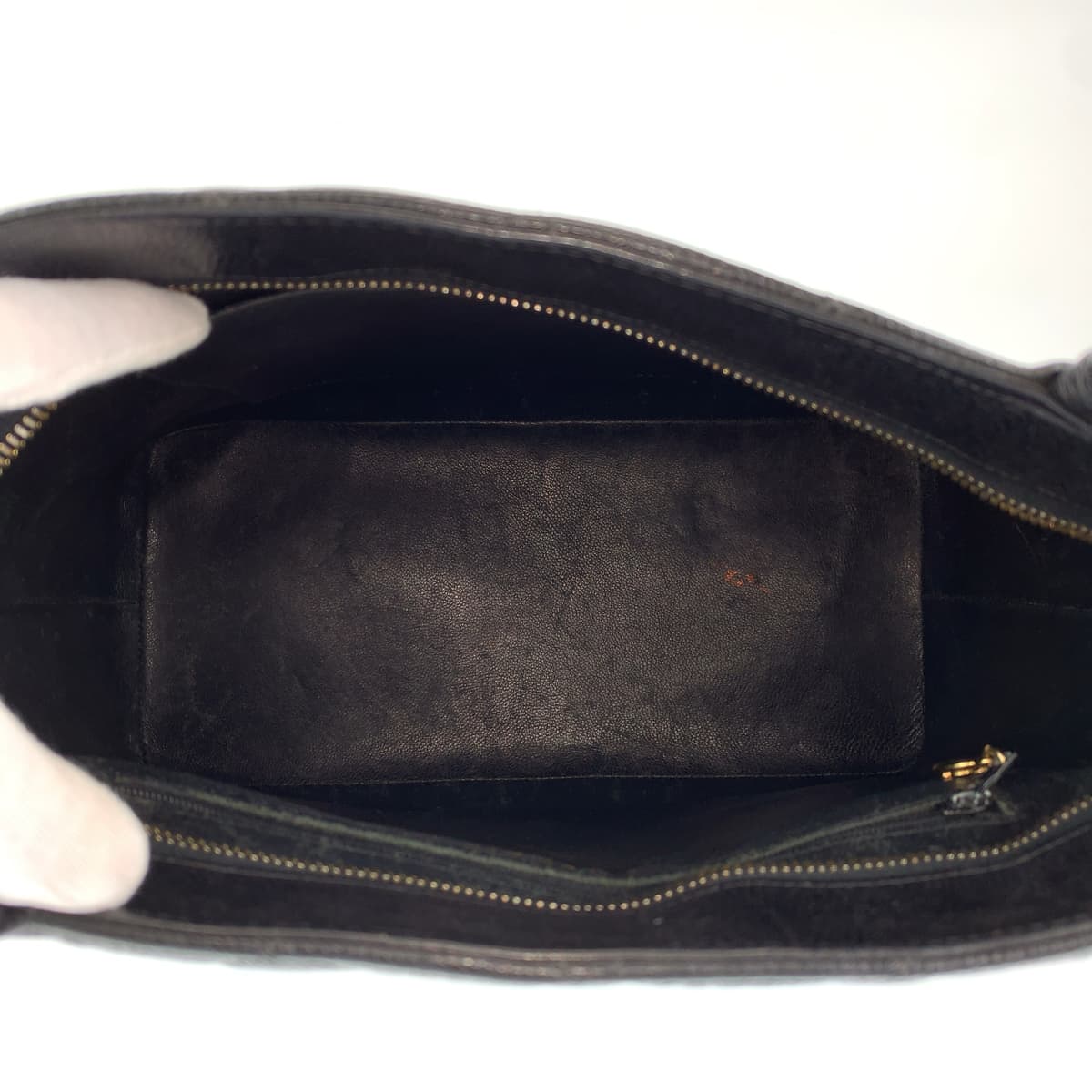 H-00288
CHANEL シャネル ヴィンテージ 復刻トート メダリオン ブラック 黒 ゴールド金具 キャビアスキン トートバッグ 肩掛け  レディース