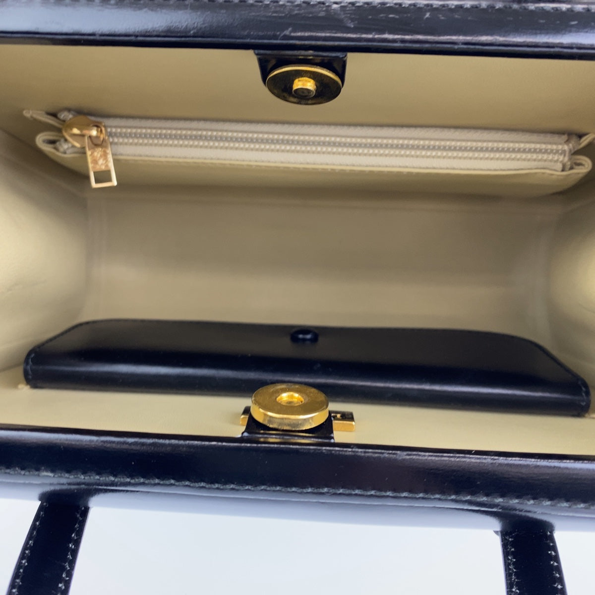 H-0372
LOEWE ロエベ ヴィンテージ ボックス ブラック 黒 レザー ハンドバッグ トートバッグ  レディース