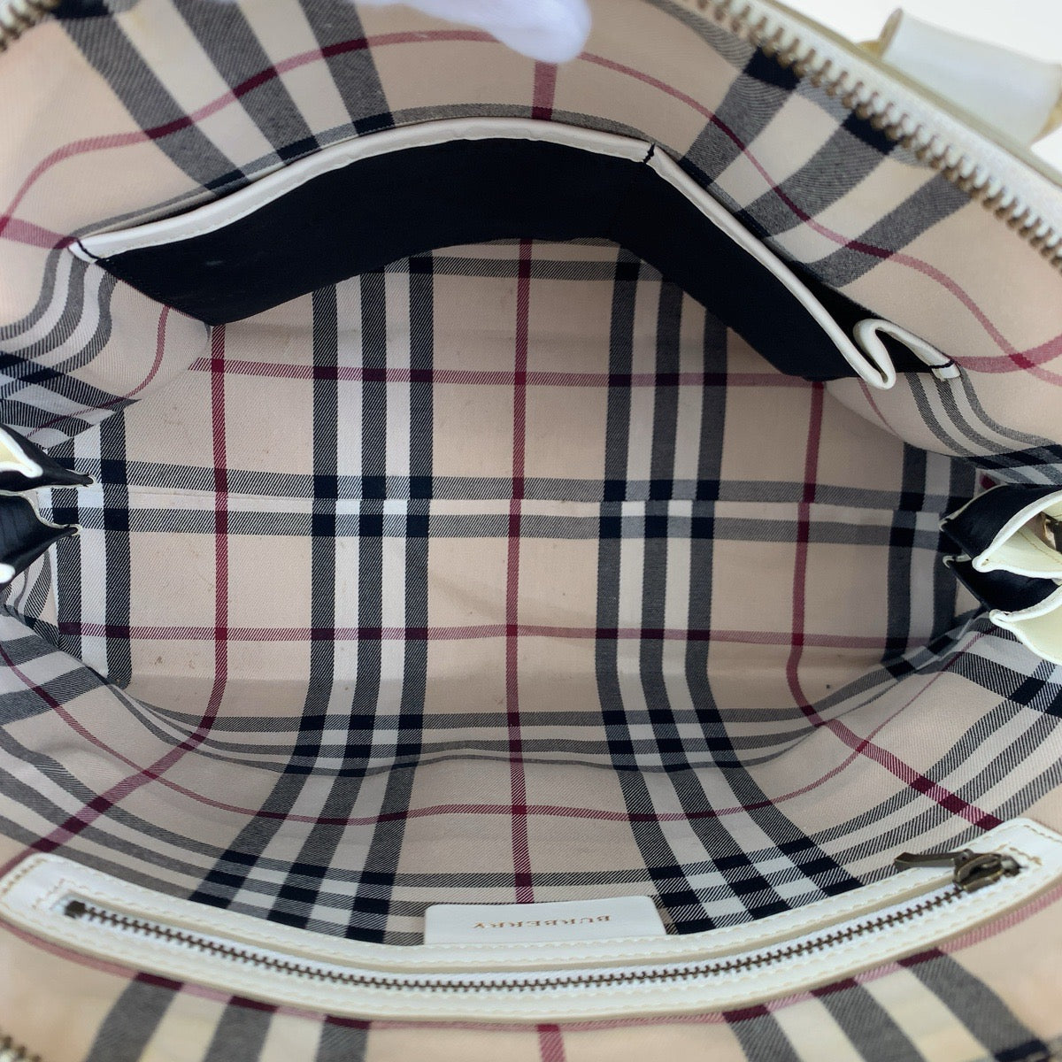 H-00182
BURBERRY バーバリー ホワイト 白 ゴールド金具 レザー ハンドバッグ トートバッグ アルマ型  レディース