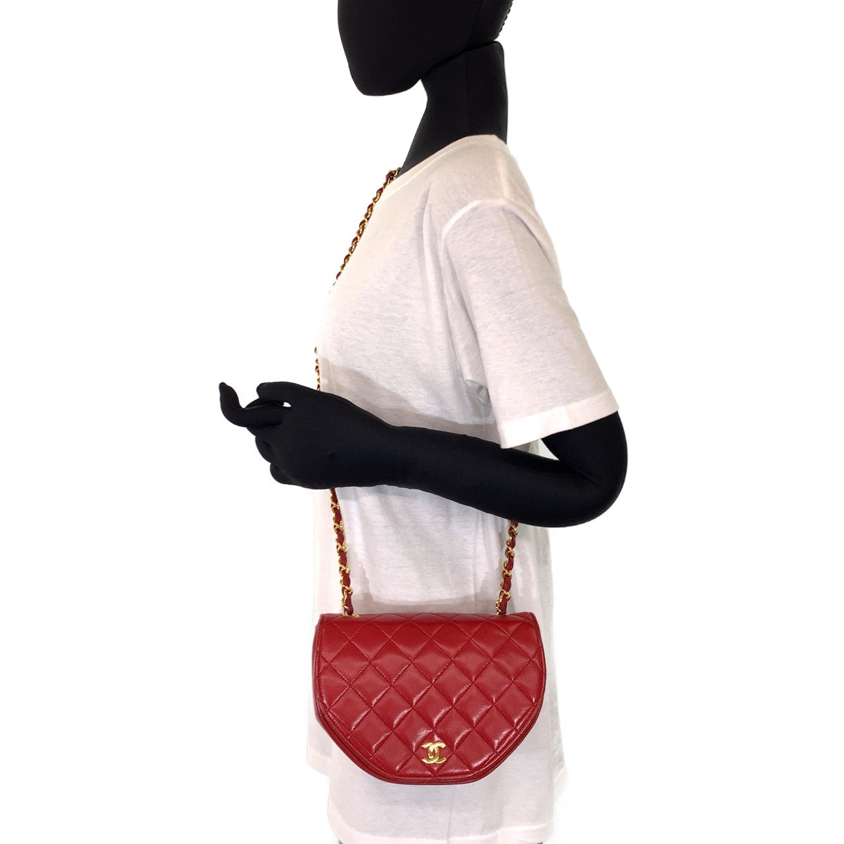H-00185
CHANEL シャネル マトラッセ ココマーク レッド 赤 ゴールド金具 ラムスキン チェーンショルダーバッグ  レディース