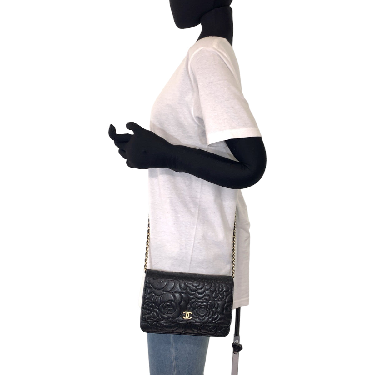 H-00188
CHANEL シャネル カメリア ココマーク ブラック 黒 ゴールド金具 ラムスキン チェーンウォレット 長財布 斜め掛け  レディース