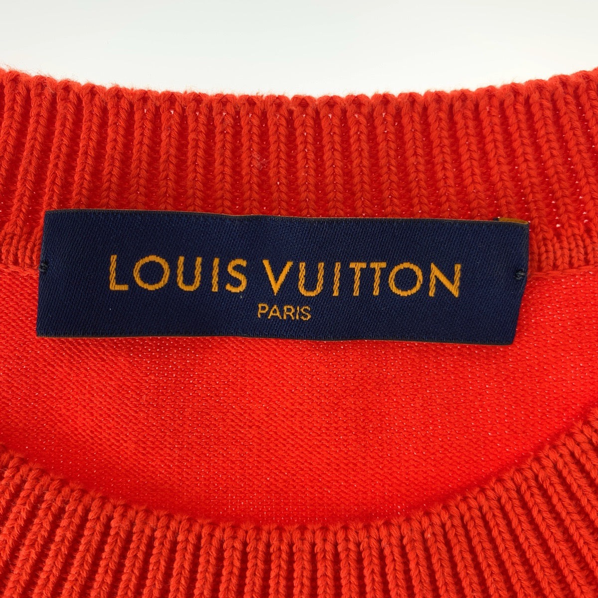 H-00209
LOUIS VUITTON ルイヴィトン サイズM オレンジ コットン RM222Q QY8 HNN42W ニット 半袖Tシャツ クルーネック  メンズ