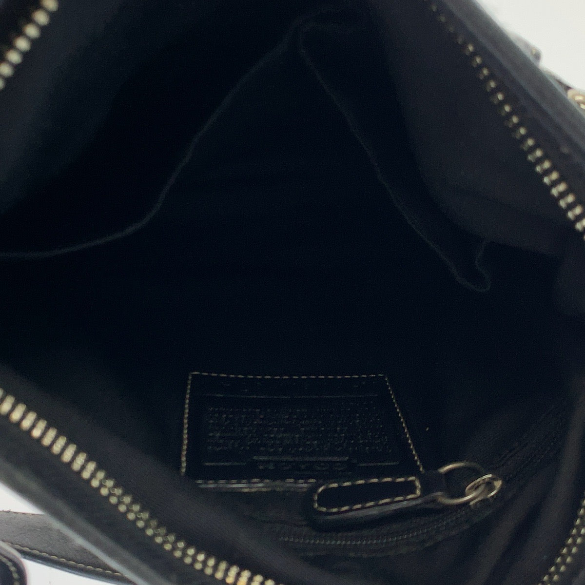 12651
COACH コーチ シグネチャー スモール ソフトダッフル ブラック シルバー金具 キャンバス / レザー 6740 ショルダーバッグ ポシェット 斜め掛け可能  レディース
