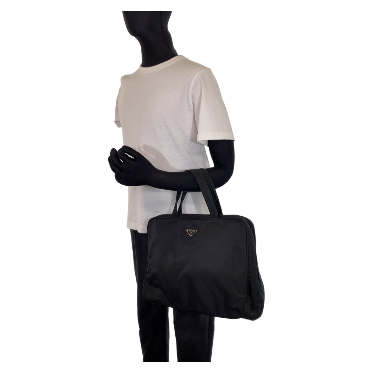 H-00368
PRADA プラダ テスート ブラック 黒 シルバー金具 ナイロン B8685 ビジネスバッグ トートバッグ  メンズ