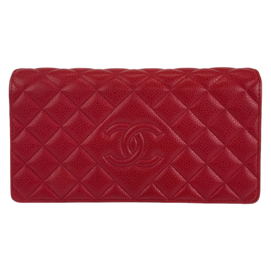 10284
CHANEL シャネル マトラッセ ココマーク レッド シルバー金具 キャビアスキン 長財布 ロングウォレット  レディース