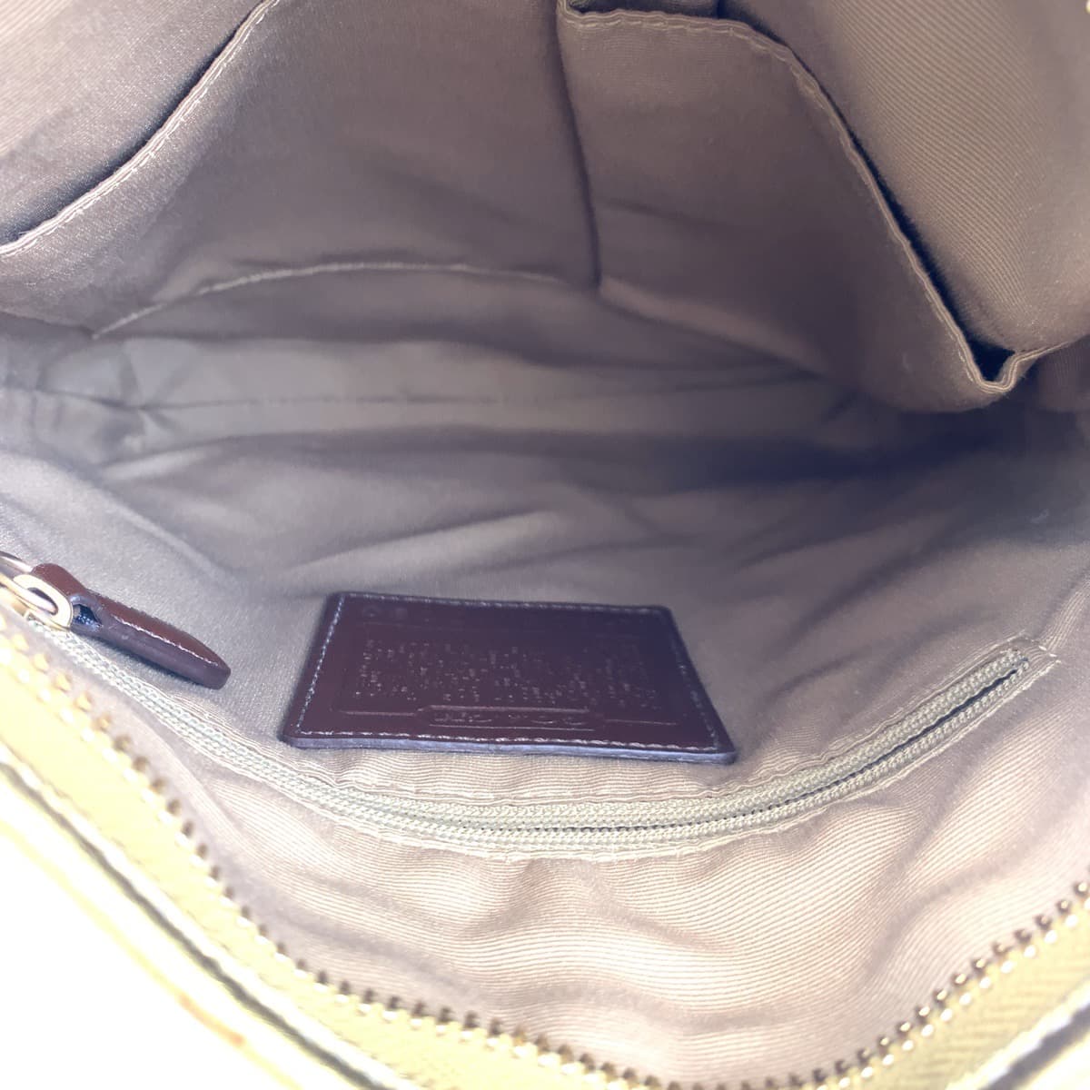 12648
 COACH Signature Beige Gold Canvas/Leather 7090 Shoulder Bag Pochette Crossbody Bag for Women