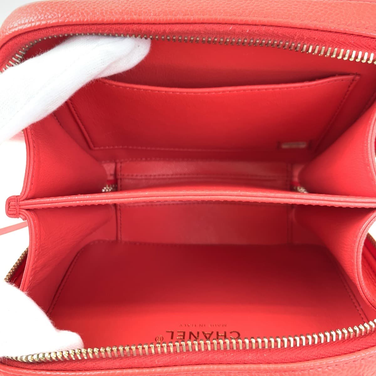 10288
CHANEL シャネル CCフィリグリー ココマーク レッド 赤 ゴールド金具 キャビアスキン 93343 バニティバッグ ショルダーバッグ ポシェット  レディース