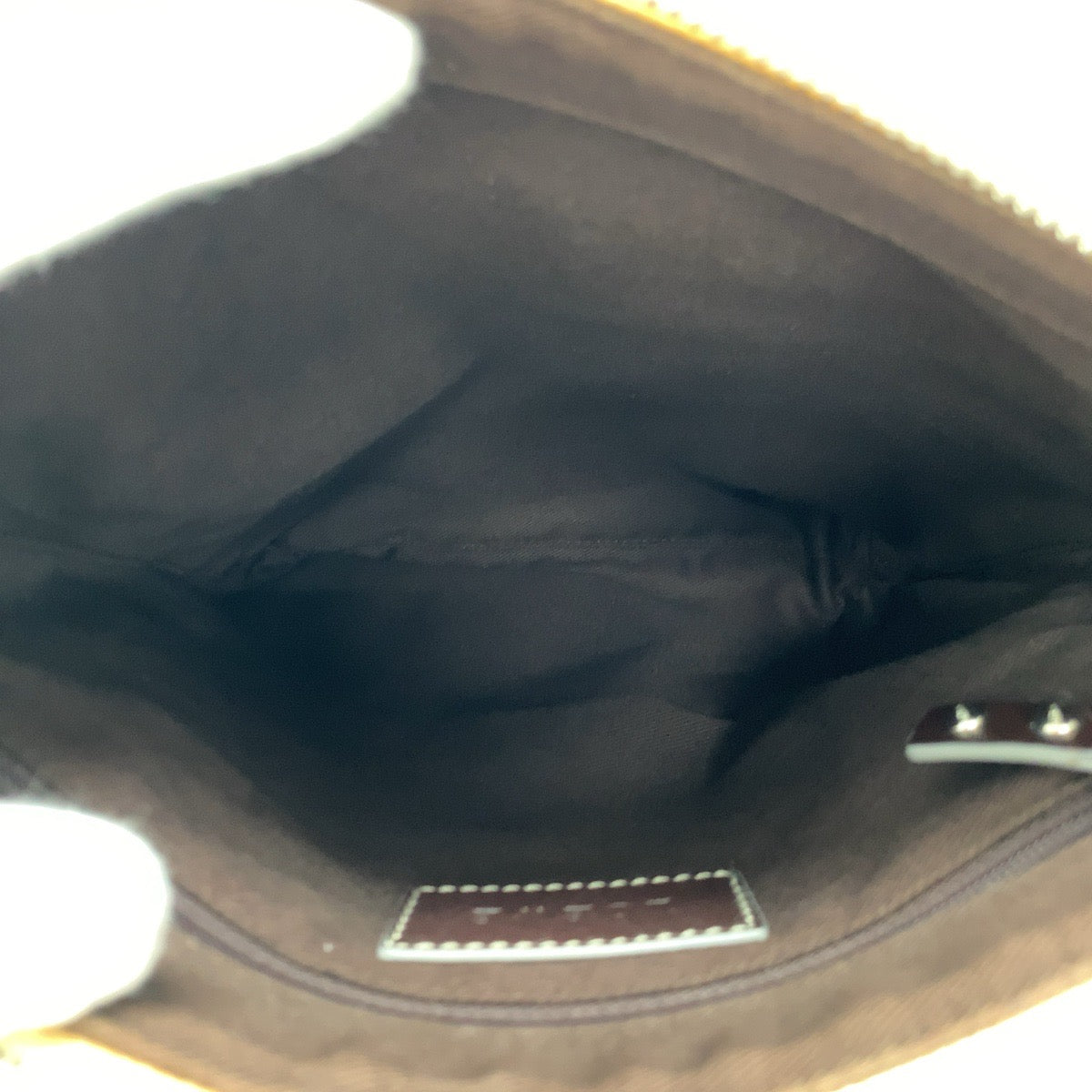H-00421
LOEWE ロエベ アナグラム ポーチ付き ホワイト 白 PVC ショルダーバッグ 斜め掛け  レディース