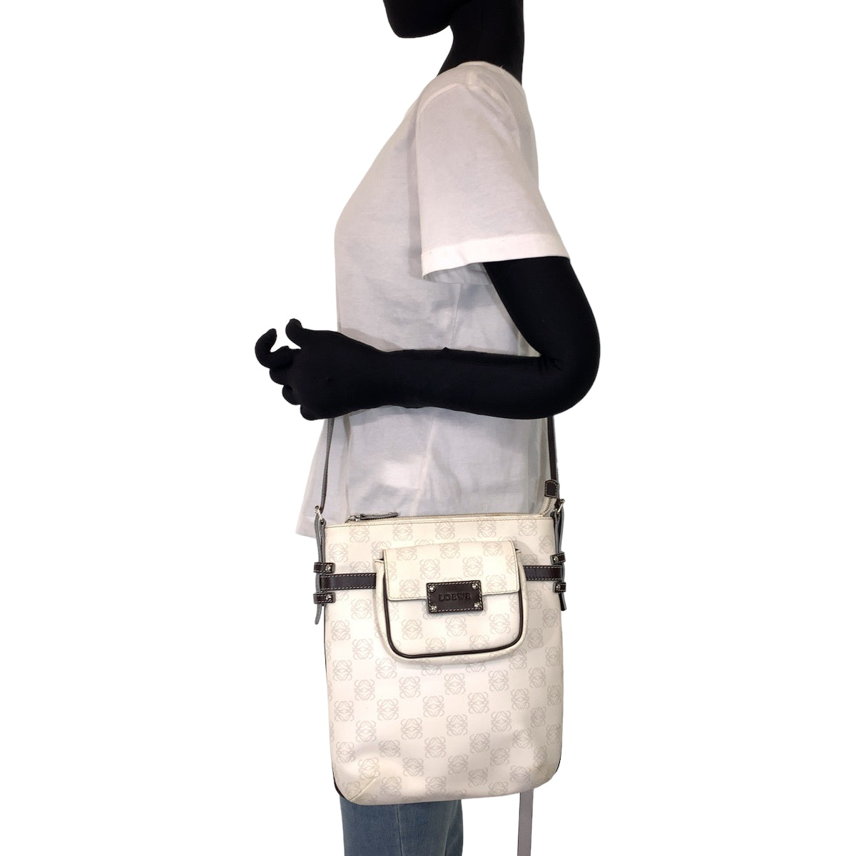 H-00421
LOEWE ロエベ アナグラム ポーチ付き ホワイト 白 PVC ショルダーバッグ 斜め掛け  レディース