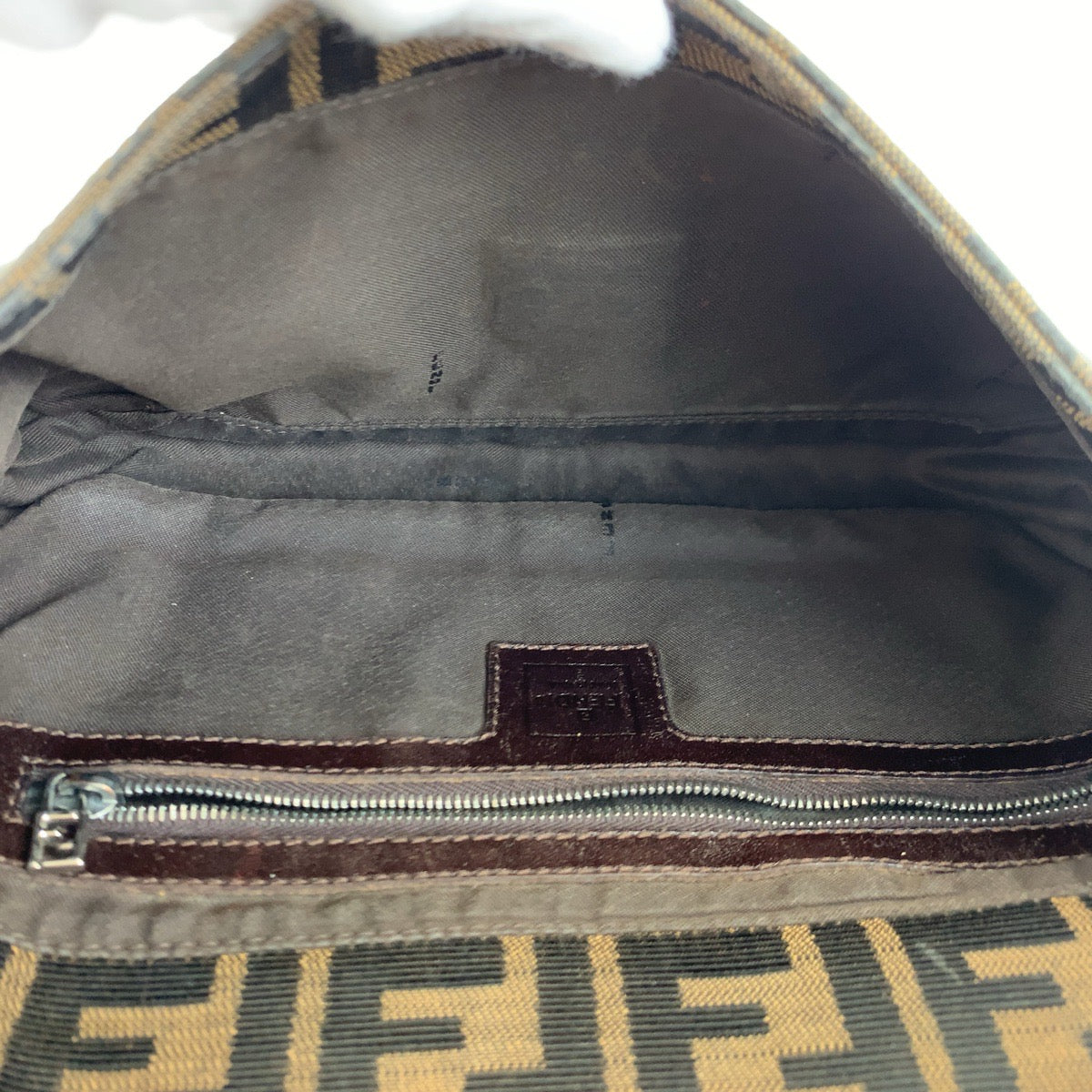 H-00428
FENDI フェンディ ズッカ マンマバケット ブラウン 茶 キャンバス ハンドバッグ アクセサリーポーチ  レディース