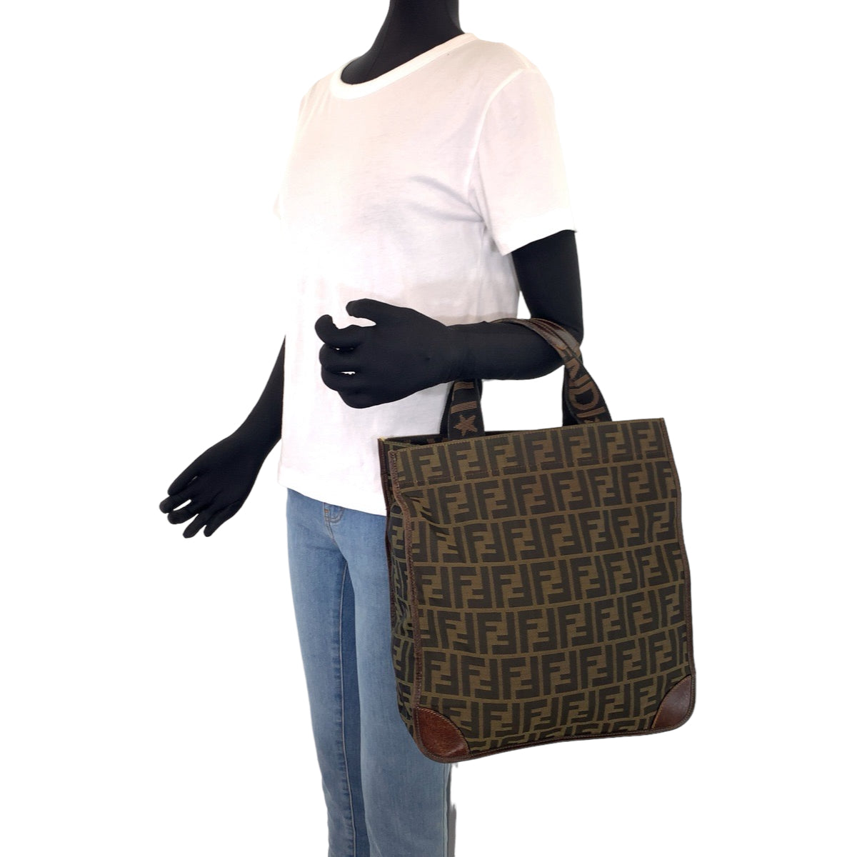 H-00435
FENDI フェンディ ズッカ ブラウン 茶 キャンバス / レザー 2454/26555/98 トートバッグ 折り畳み 買い物バッグ  メンズ