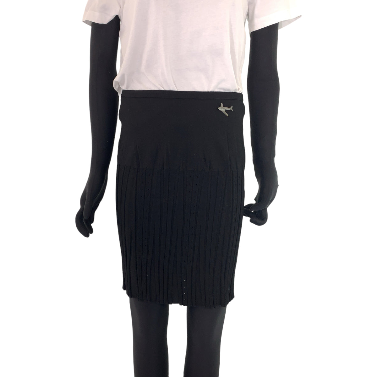 H-00471
CHANEL シャネル 08クルーズ 飛行機モチーフ サイズ38 ブラック 黒 シルバー金具 レーヨン P32489K00677 スカート ニットスカート  レディース