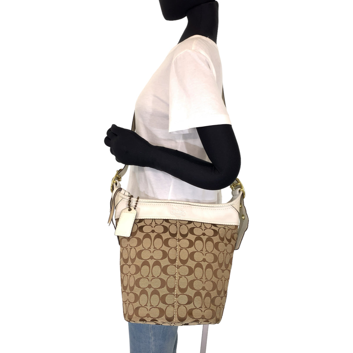 12582
 
COACH Signature Duffle Beige White Canvas/Leather 11437 Hobo Shoulder Bag Crossbody Bag for Women