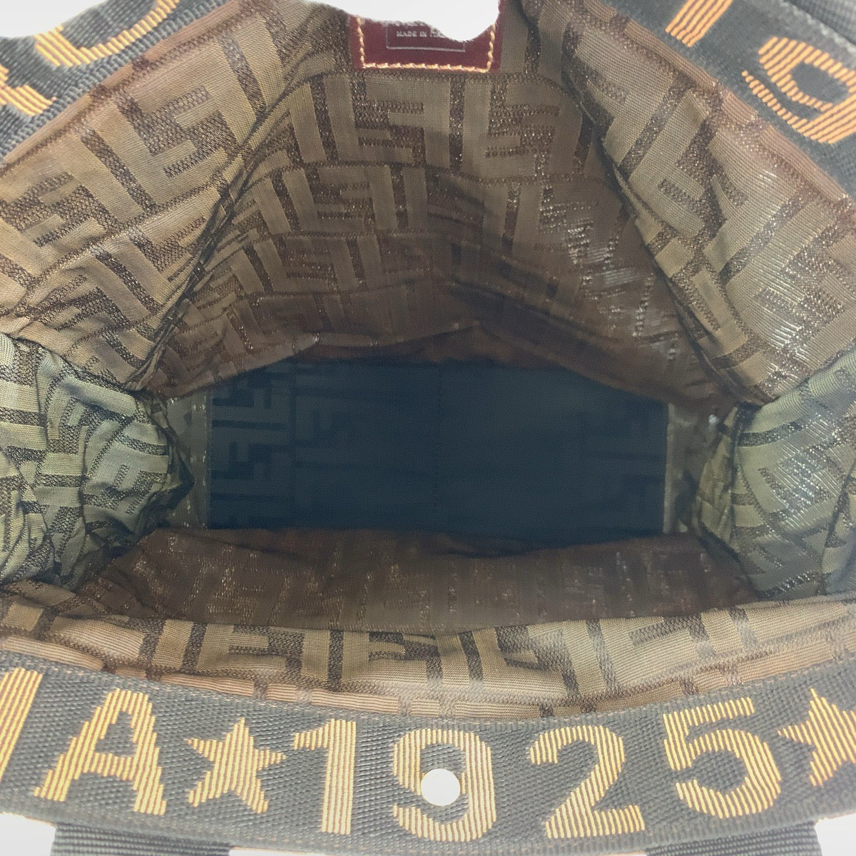 10361
FENDI フェンディ ヴィンテージ ズッカ柄 ブラウン キャンバス / レザー 2454 26555 99 トートバッグ ハンドバッグ 折り畳み可能  レディース