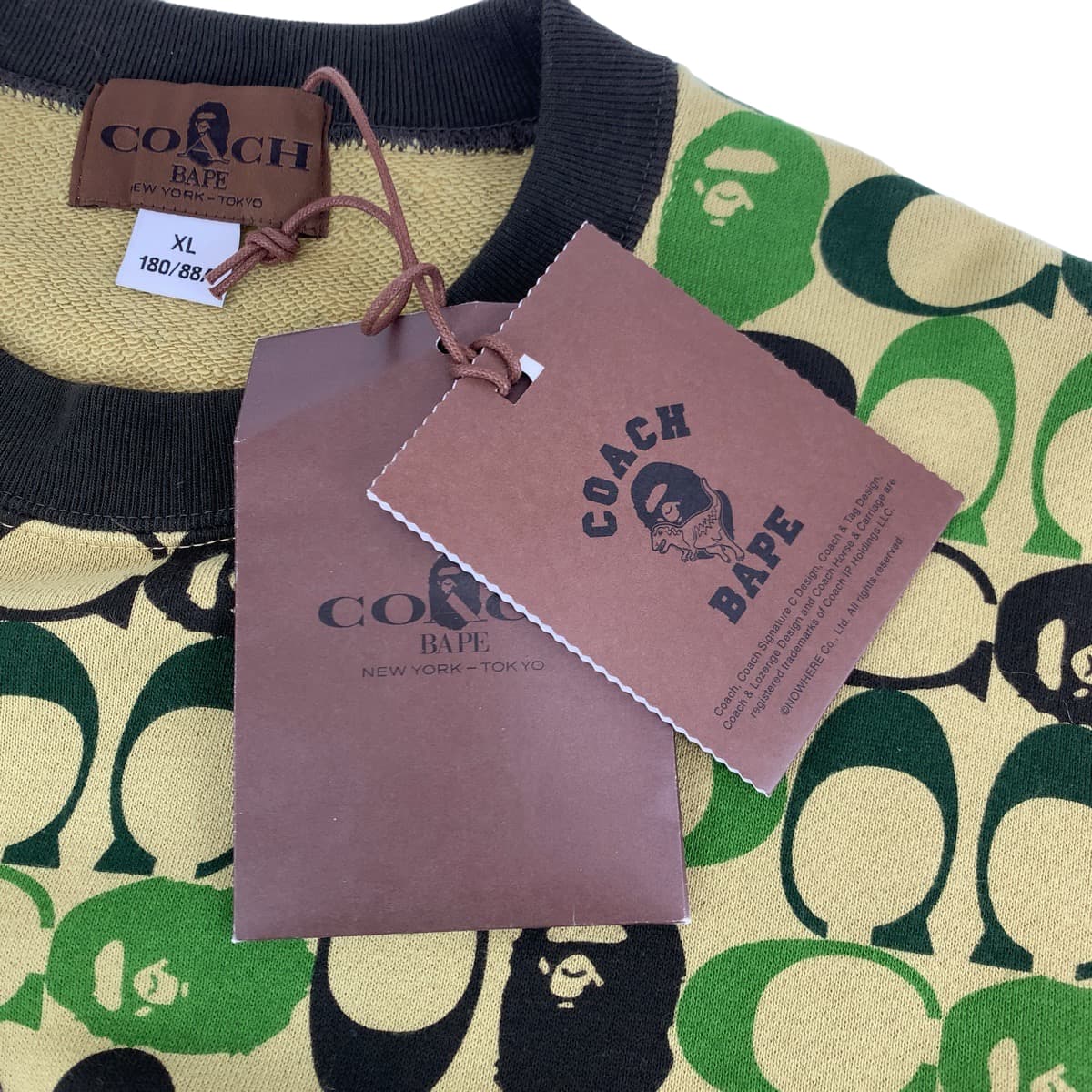 COACH コーチ A BATHING APE ×COACHコラボ サイズXL カーキ マルチカラー カモフラージュ柄 コットン 001swg231901x トレーナー クルーネック  メンズ