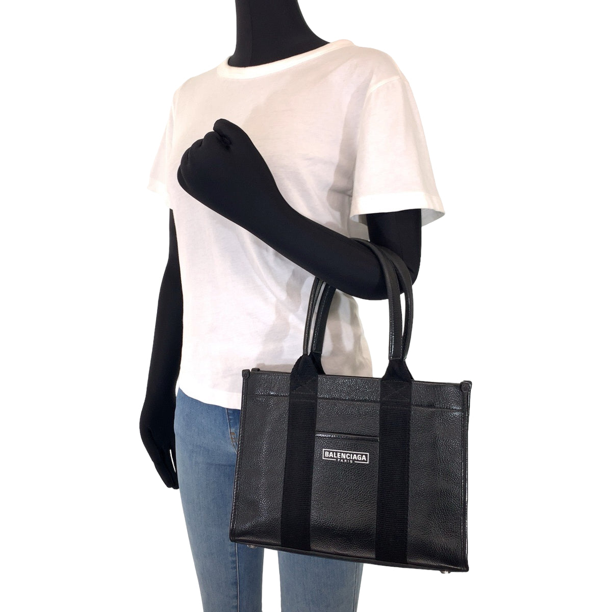H-00543
BALENCIAGA バレンシアガ ハードウェア ロゴ ブラック 黒 ホワイト 白 シルバー金具 カーフ 671402 トートバッグ ハンドバッグ 男女兼用  レディース