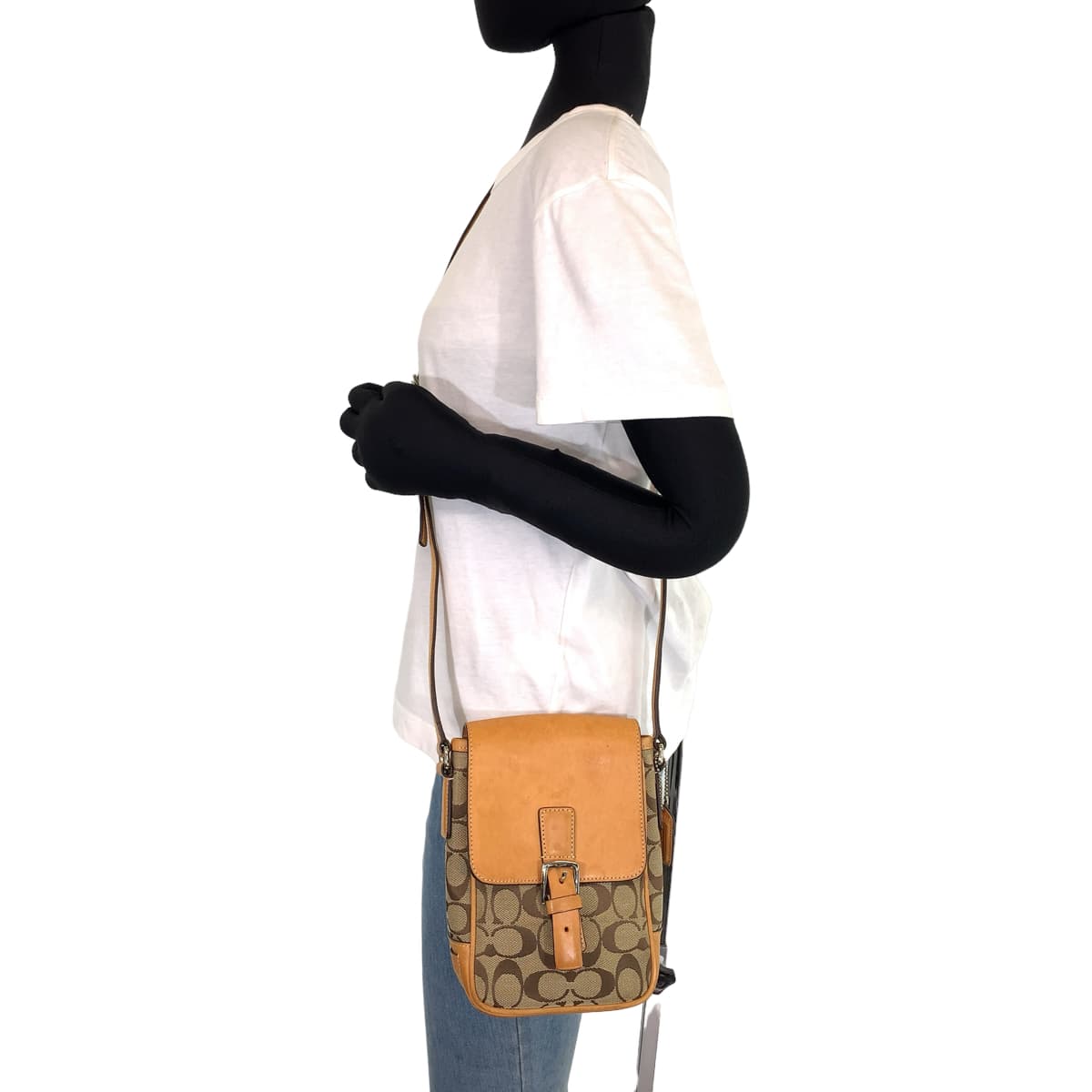 12557
COACH コーチ シグネチャー ベージュ ブラウン シルバー金具 キャンバス / レザー 6098 ショルダーバッグ ポシェット 斜め掛け可能  レディース AB5