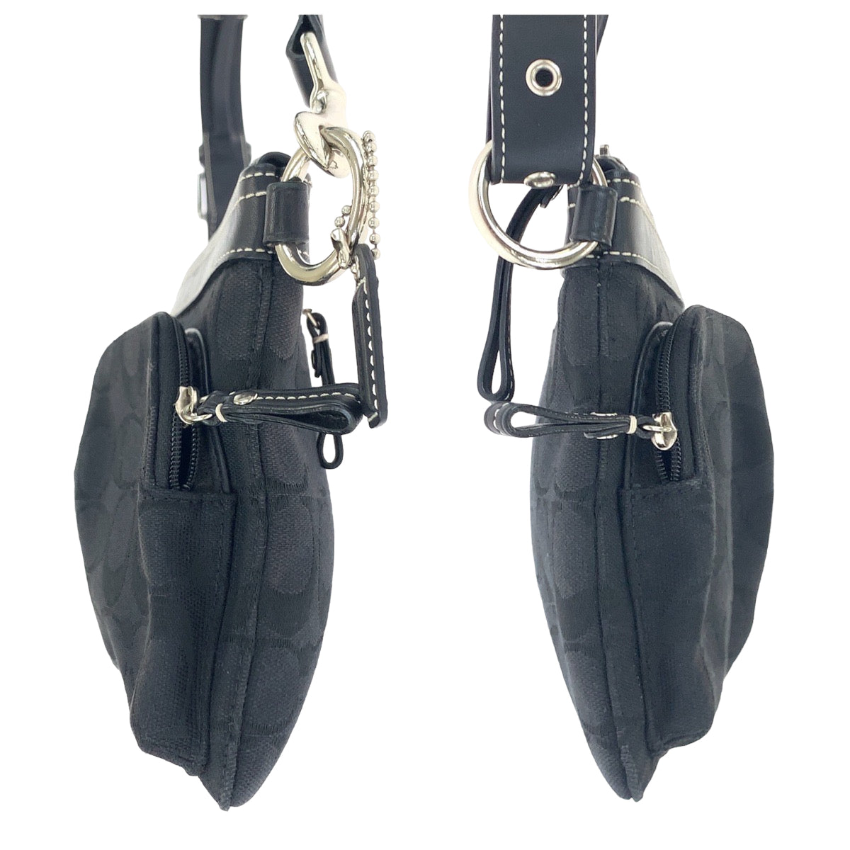 12556
COACH コーチ シグネチャー ブラック シルバー金具 キャンバス / レザー ショルダーバッグ ボディバッグ  レディース