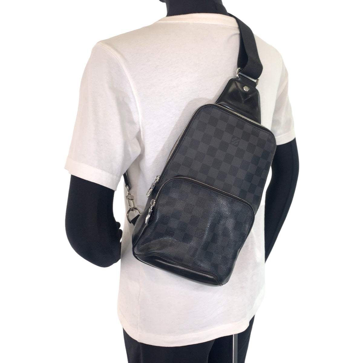 LOUIS VUITTON ルイヴィトン ダミエ・グラフィット アヴェニュー スリングバッグ ブラック 黒 グレー 灰色 PVC N41719 ボディバッグ スリングバッグ  メンズ