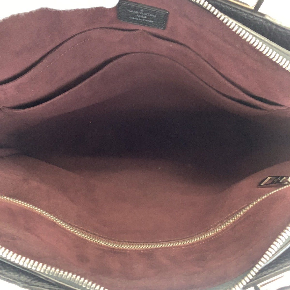 H-00587
LOUIS VUITTON ルイヴィトン アルマンド・ブリーフケースMM ノワール ブラック 黒 シルバー金具 レザー / トリヨンレザー M54381 ブリーフケース ビジネスバッグ  メンズ