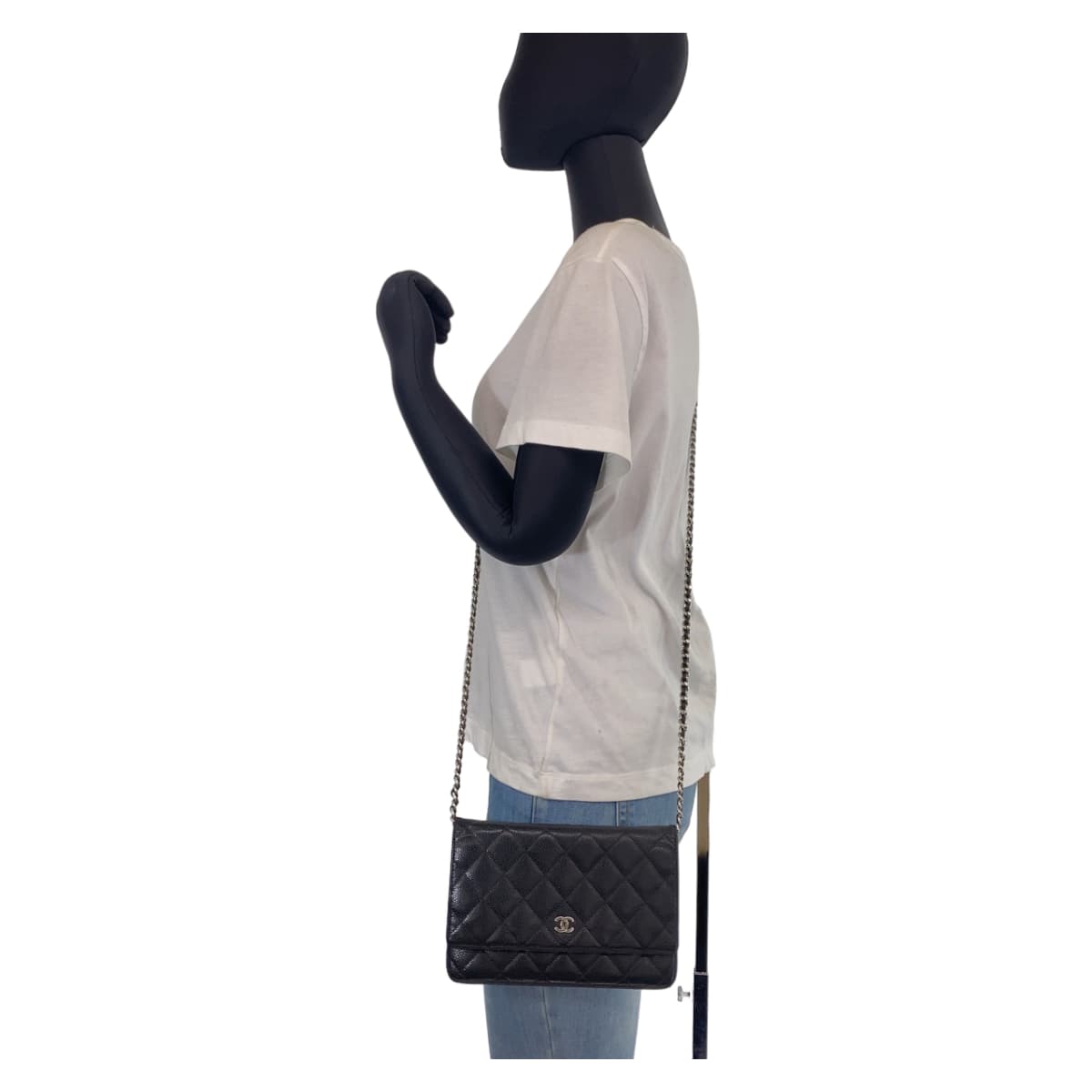 CHANEL シャネル マトラッセ ココマーク ブラック 黒 シルバー金具 キャビアスキン A33814 ショルダーバッグ 斜め掛け  レディース