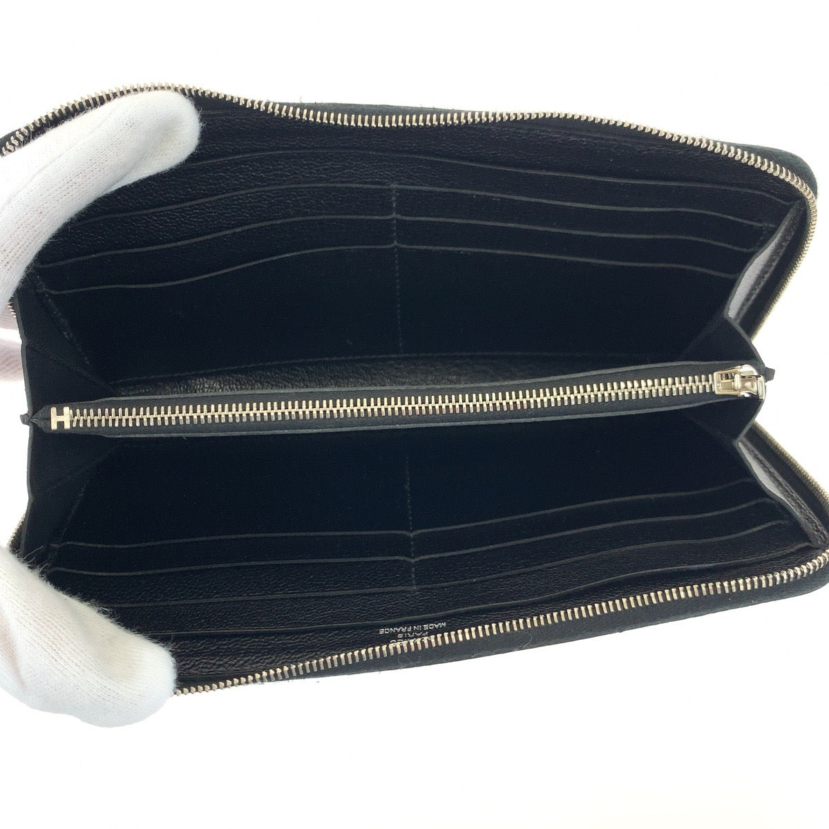 H-00600
HERMES エルメス エブリン ブラック 黒 シルバー金具 シェーブル 長財布 ラウンドジッピーウォレット ◻︎O刻印  メンズ