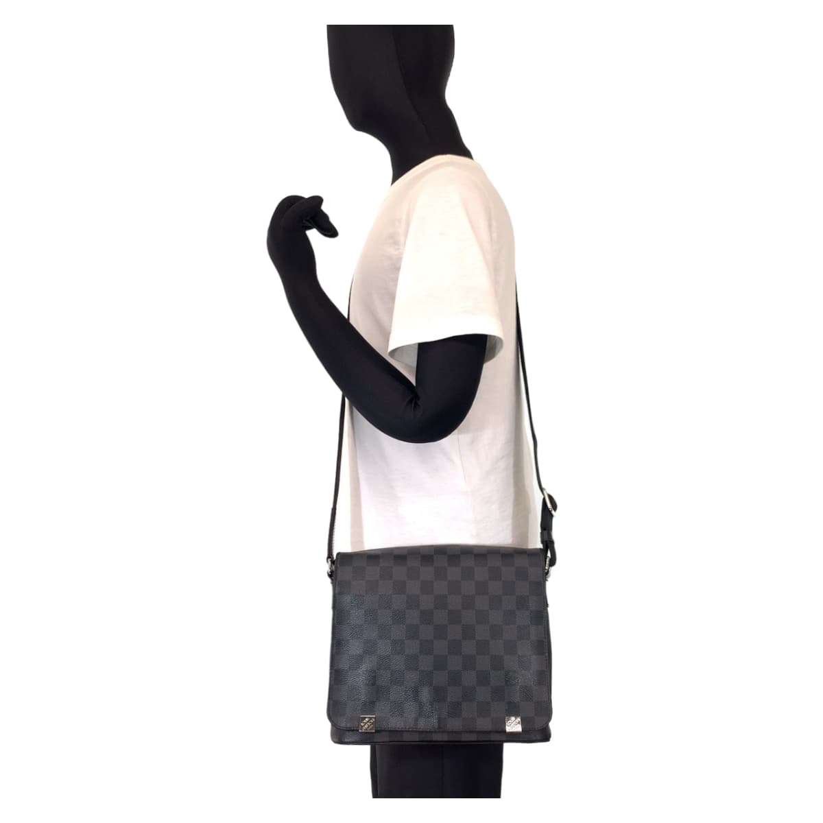 H-00604
LOUIS VUITTON ルイヴィトン ダミエ グラフィット ディストリクトPM ブラック 黒 PVC N41028 ショルダーバッグ 斜め掛け  メンズ