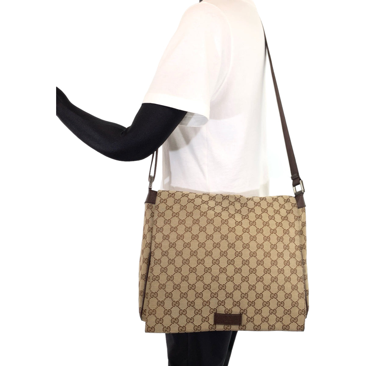 H-00585
GUCCI グッチ ベージュ ブラウン 茶 GGキャンバス / レザー ショルダーバッグ 斜め掛け メッセンジャーバッグ  メンズ
