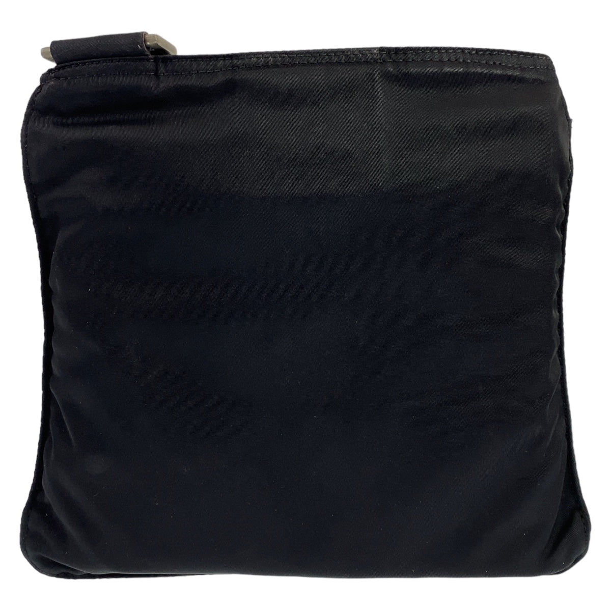 10511
PRADA プラダ テスート 三角ロゴプレート ブラック シルバー金具 ナイロン 斜め掛け ショルダーバッグ ポシェット  メンズ