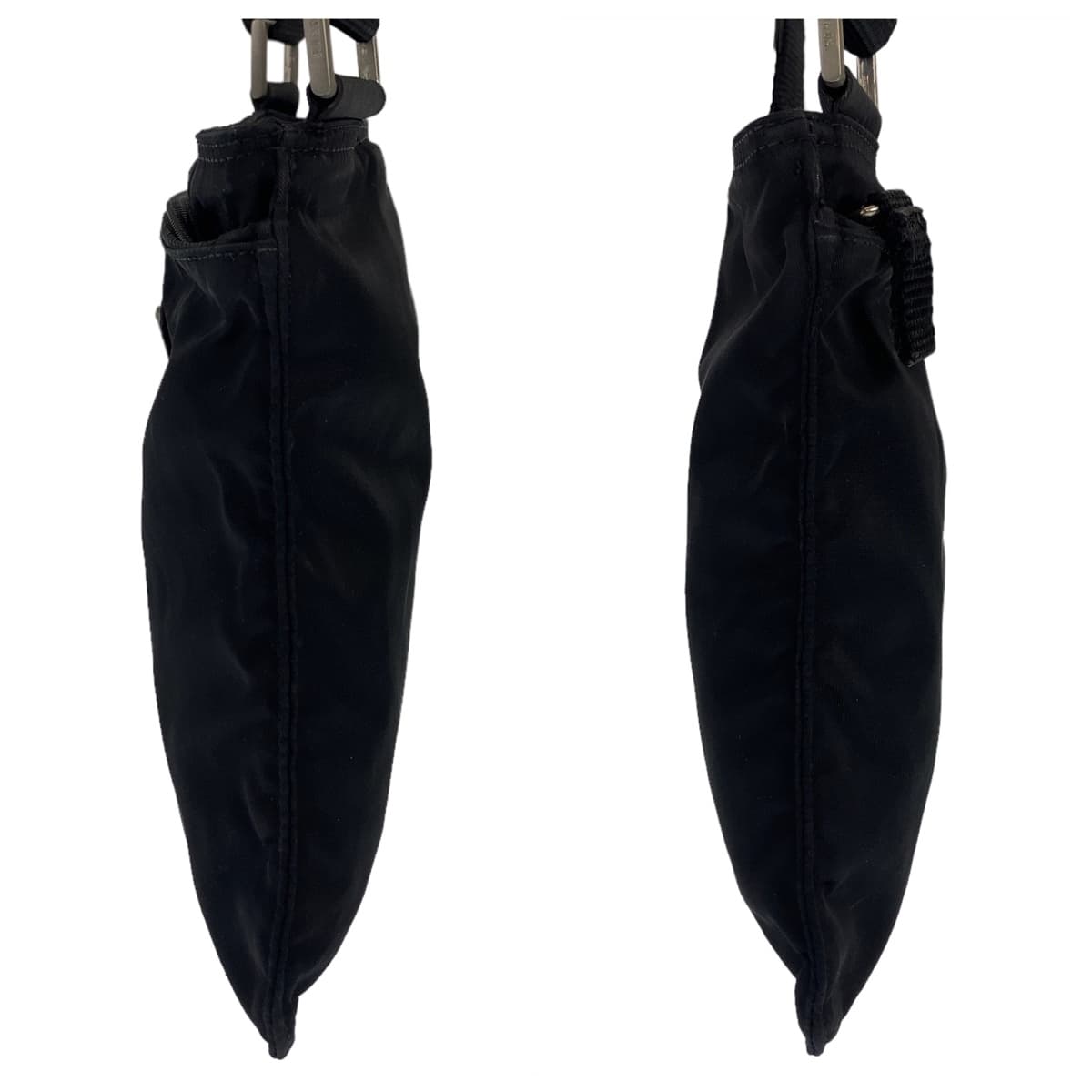 10511
PRADA プラダ テスート 三角ロゴプレート ブラック シルバー金具 ナイロン 斜め掛け ショルダーバッグ ポシェット  メンズ