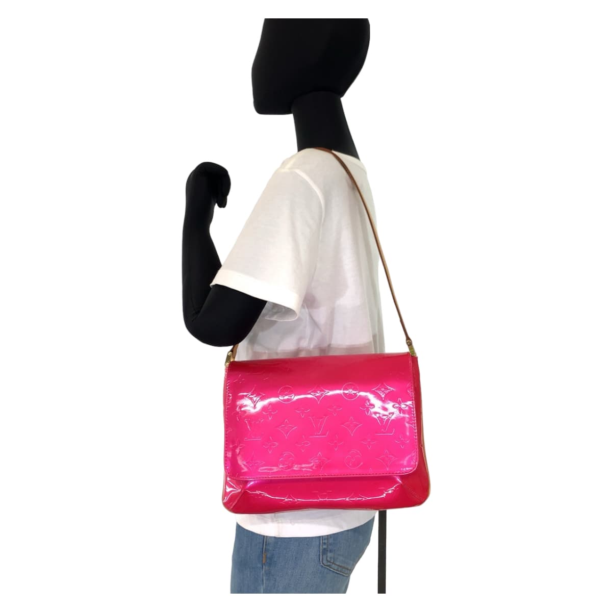 10571
LOUIS VUITTON ルイヴィトン ヴェルニ トンプソンストリート フューシャピンク ピンク ヴェルニ M91215 ショルダーバッグ ポシェット  レディース