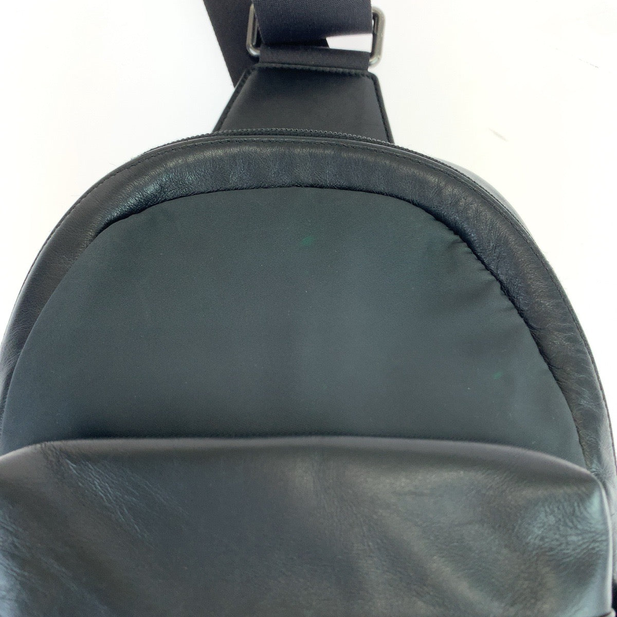 12528
COACH コーチ カーキ ブラック 黒 シルバー金具 ナイロン F56877 ボディバッグ バムバッグ ショルダーバッグ   メンズ