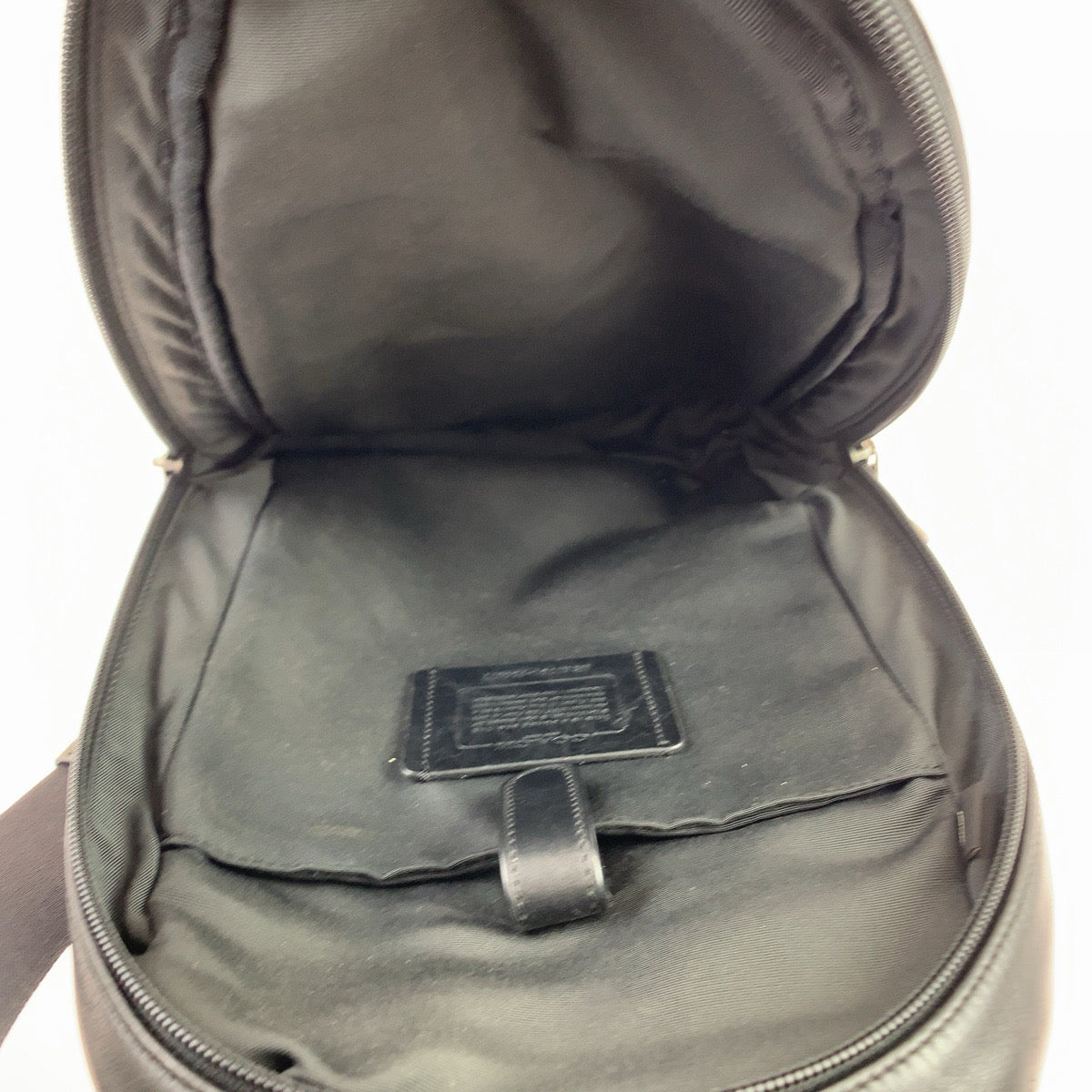 12528
COACH コーチ カーキ ブラック 黒 シルバー金具 ナイロン F56877 ボディバッグ バムバッグ ショルダーバッグ   メンズ