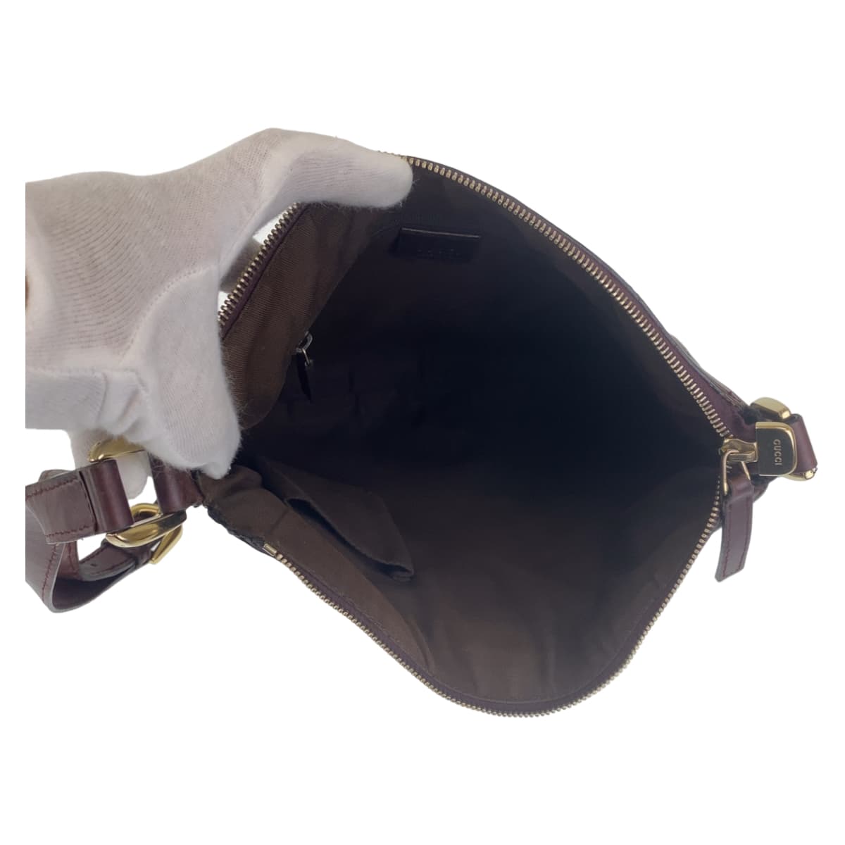 10616
GUCCI グッチ グッチシマ アビー 男女兼用 ブラウン シルバー金具 レザー 203257 斜め掛け ショルダーバッグ  レディース