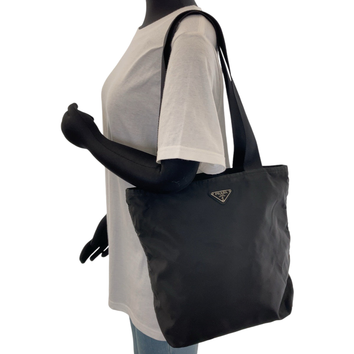 12523
PRADA プラダ テスート 三角ロゴプレート ブラック 黒 シルバー金具 ナイロン B5880F トートバッグ ショルダーバッグ  レディース