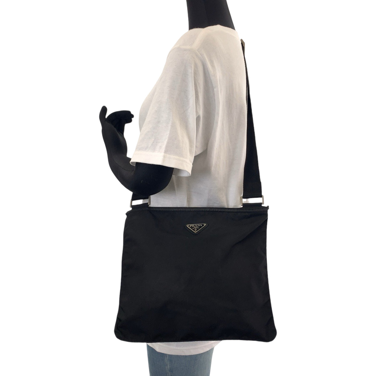 12521
PRADA プラダ テスート 三角ロゴプレート ブラック 黒 シルバー金具 ナイロン 斜め掛け ショルダーバッグ ポシェット  レディース