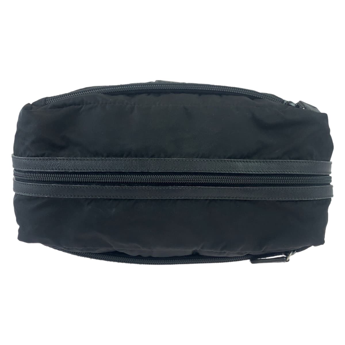 10636
PRADA プラダ テスート 三角ロゴプレート ブラック ナイロン クラッチバッグ ポーチ 男女兼用  メンズ