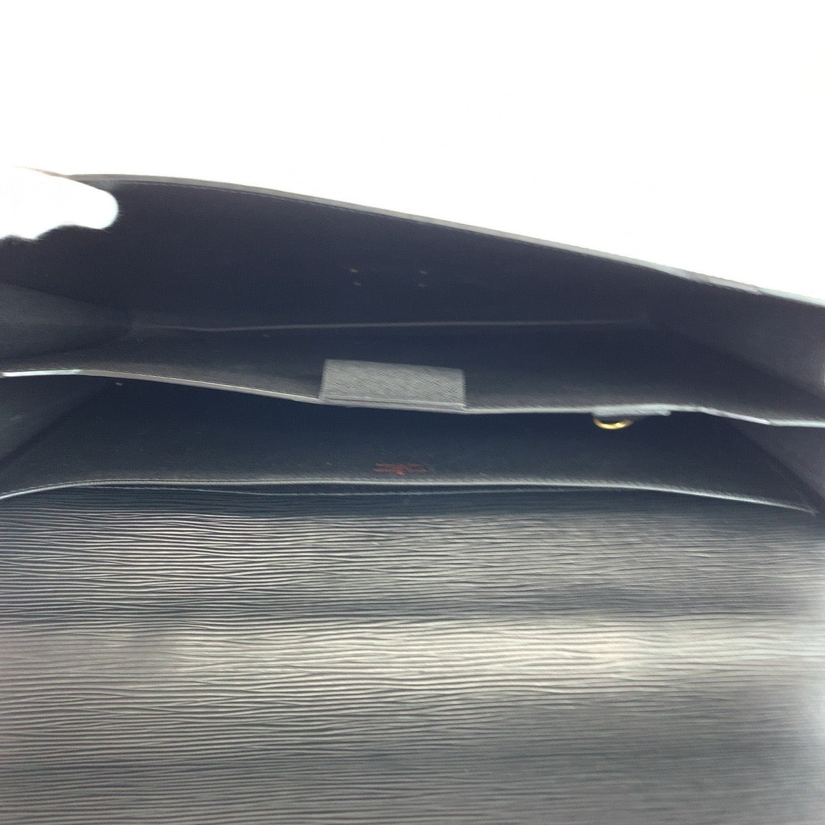 10669
LOUIS VUITTON ルイヴィトン エピ セルヴィエットコンセイエ ブラック 黒 ゴールド金具 エピレザー M54422 ビジネスバッグ ブリーフケース  メンズ