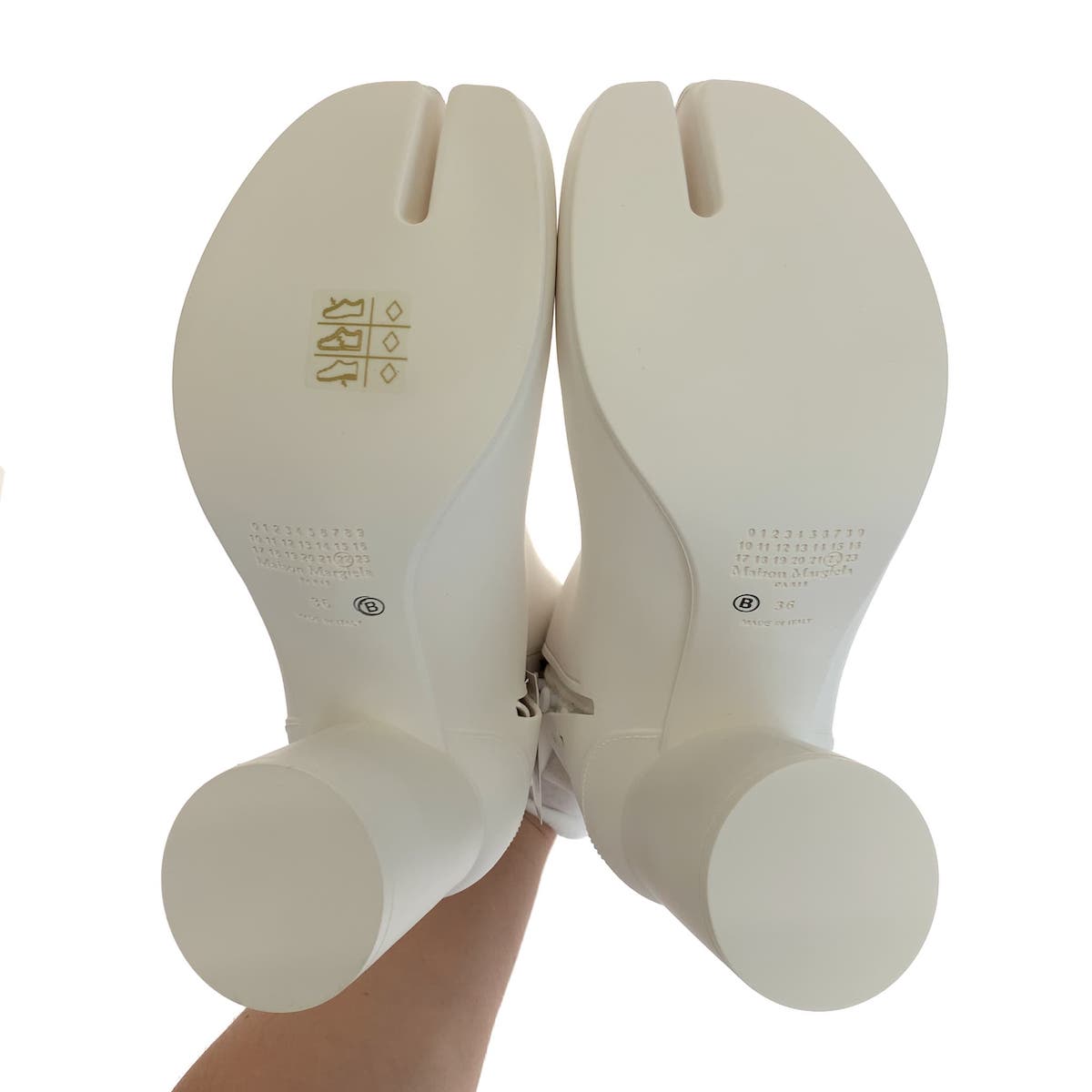 Maison Margiela Size 36 White Rubber S38WU0378 P4365 Boots Tabi Women's