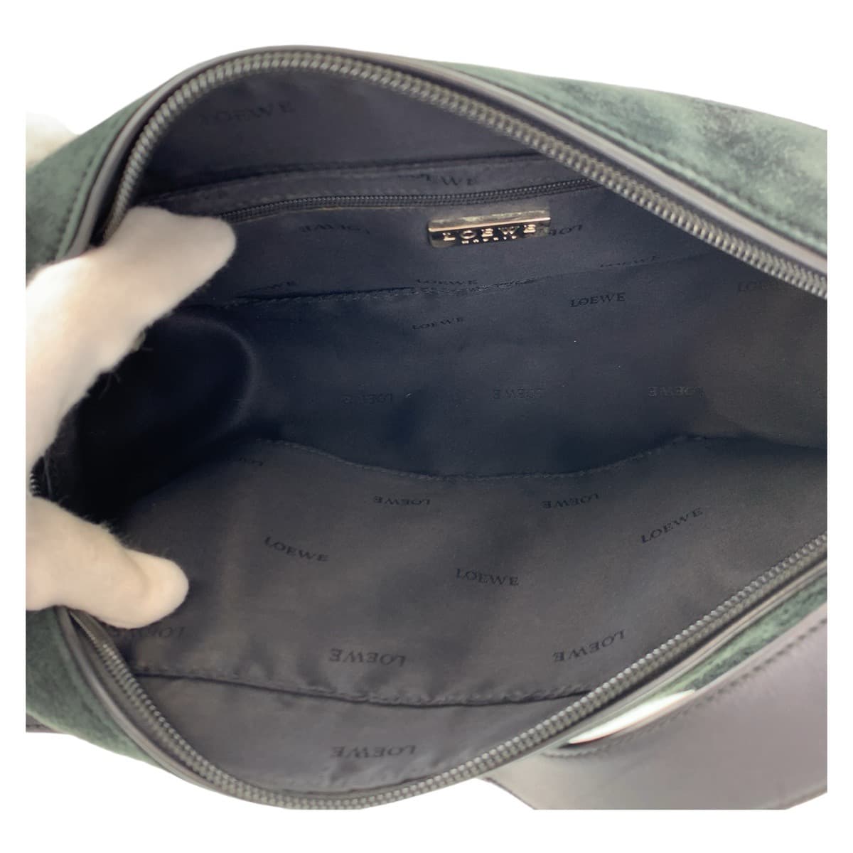 LOEWE ロエベ アナグラム モスグリーン 緑 シルバー金具 スウェード / レザー ショルダーバッグ 肩掛け  レディース