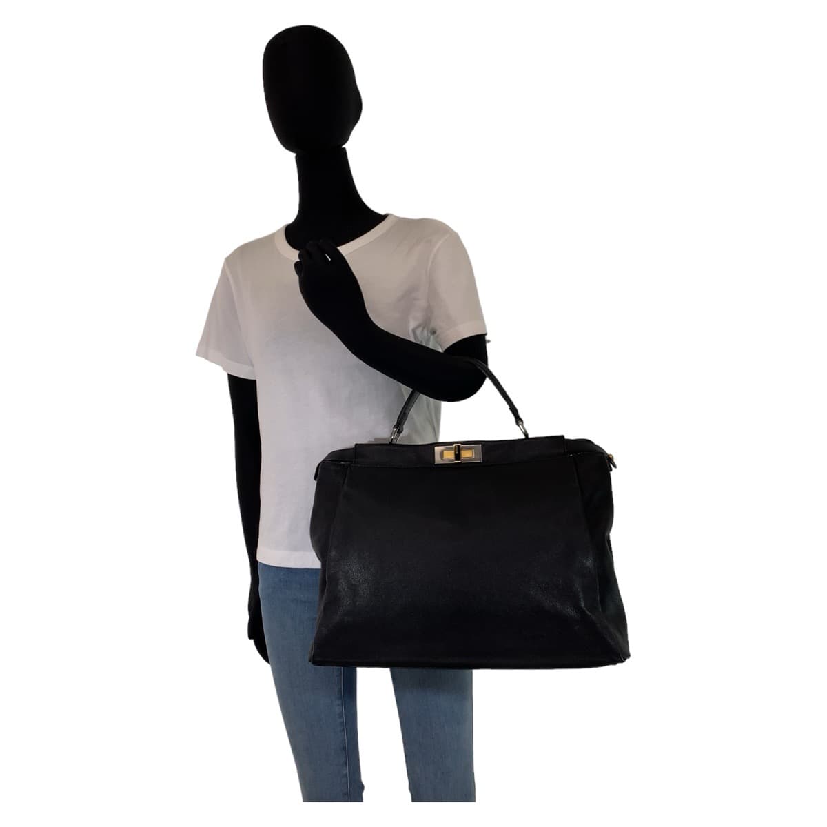 FENDI フェンディ ピーカブーラージ 男女兼用 ブラック 黒 ゴールド金具 レザー 8BN210 ハンドバッグ ビジネスバッグ A4対応  レディース