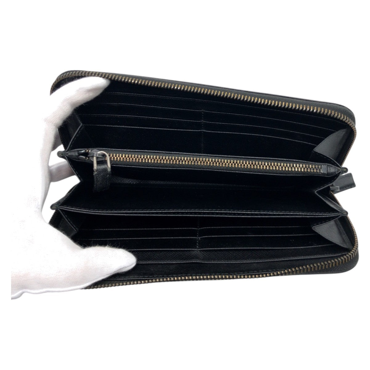 12841
PRADA プラダ サフィアーノ ブラック 黒 シルバー金具 レザー 2ML317 長財布 ロングウォレット  メンズ