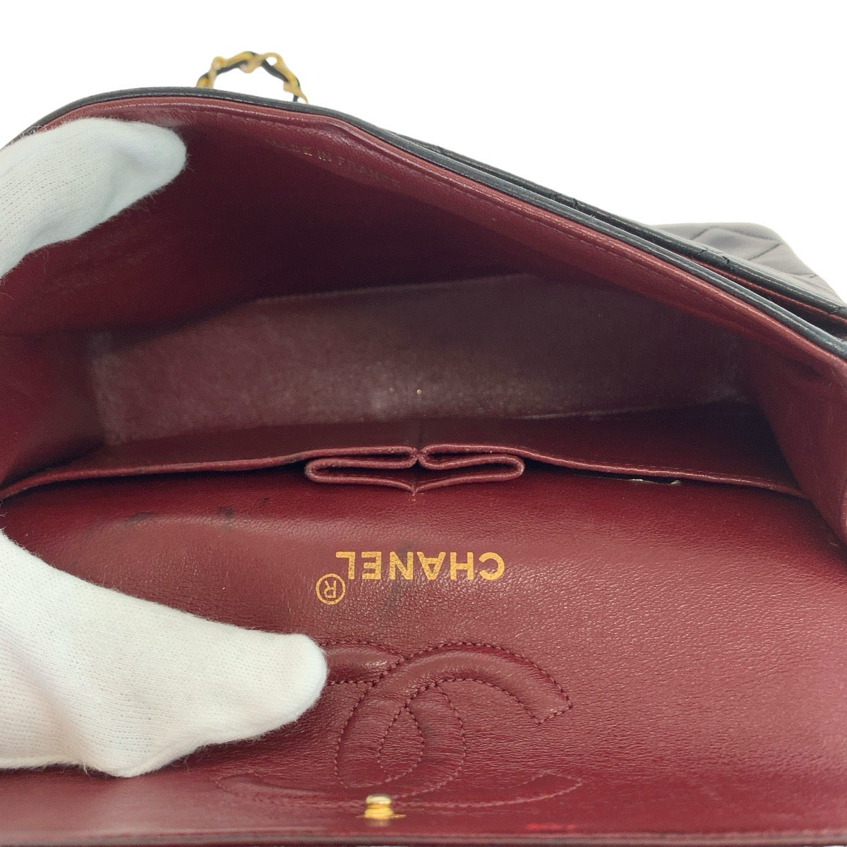 CHANEL シャネル マトラッセ ダブルフラップ ココマーク ターンロック ブラック 黒 ゴールド金具 ラムスキン チェーンショルダーバッグ 斜め掛け  レディース