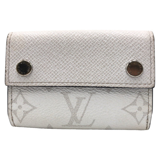 10903
 LOUIS VUITTON Taiga Llama Discovery Compact Wallet Unisex Optic White Silver Hardware PVC M30899 Folding Wallet Women's