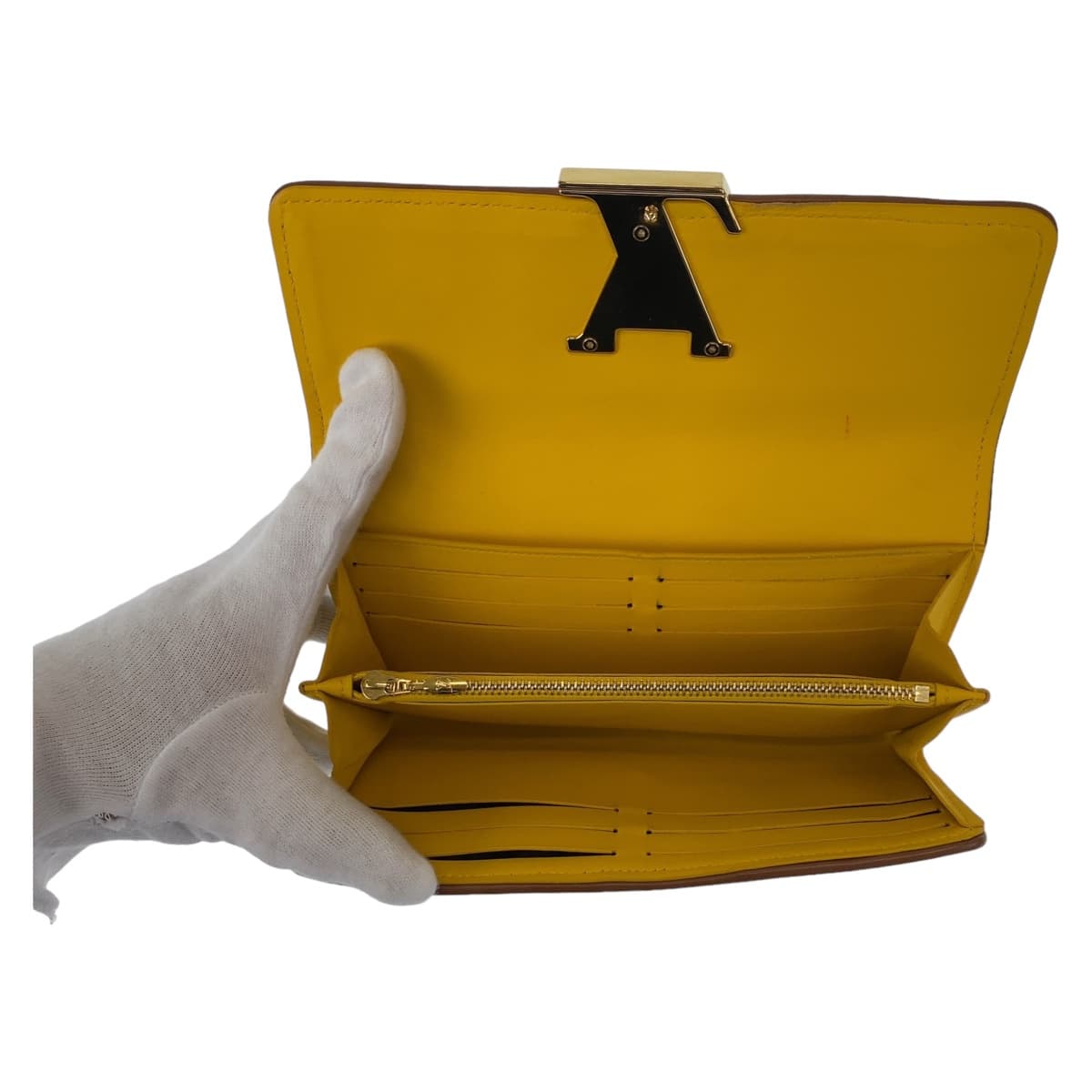 10909
LOUIS VUITTON ルイヴィトン モノグラム ポルトフォイユ カプシーヌ イエロー ブラウン ゴールド金具 キャンバス / レザー M80416 長財布 ストライプジョーヌ  レディース